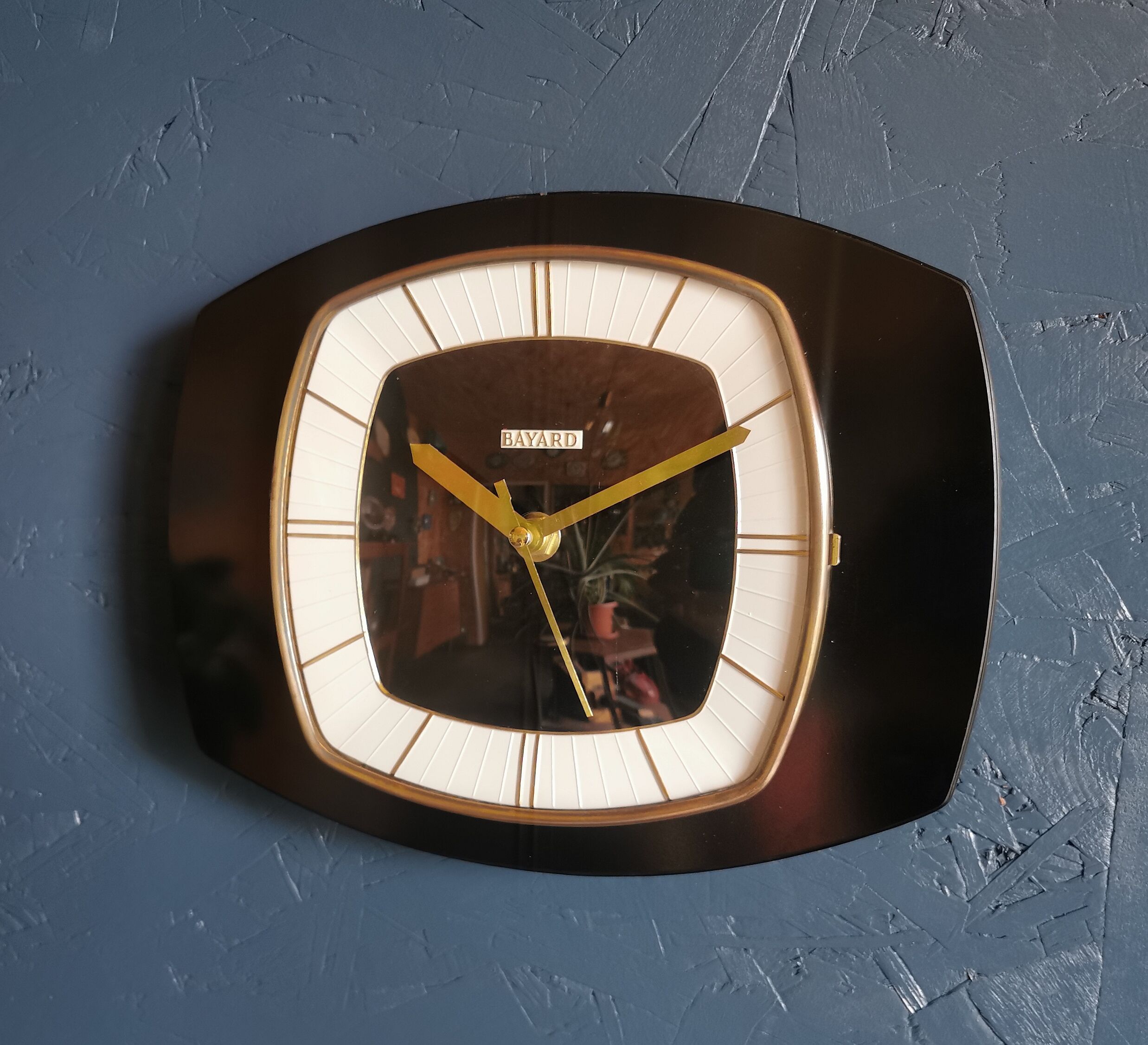 Vintage formica clock silent trapezoid wall clock "Bayard noir"