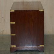 Commode vintage anglo-indienne en bois dur avec incrustations en laiton