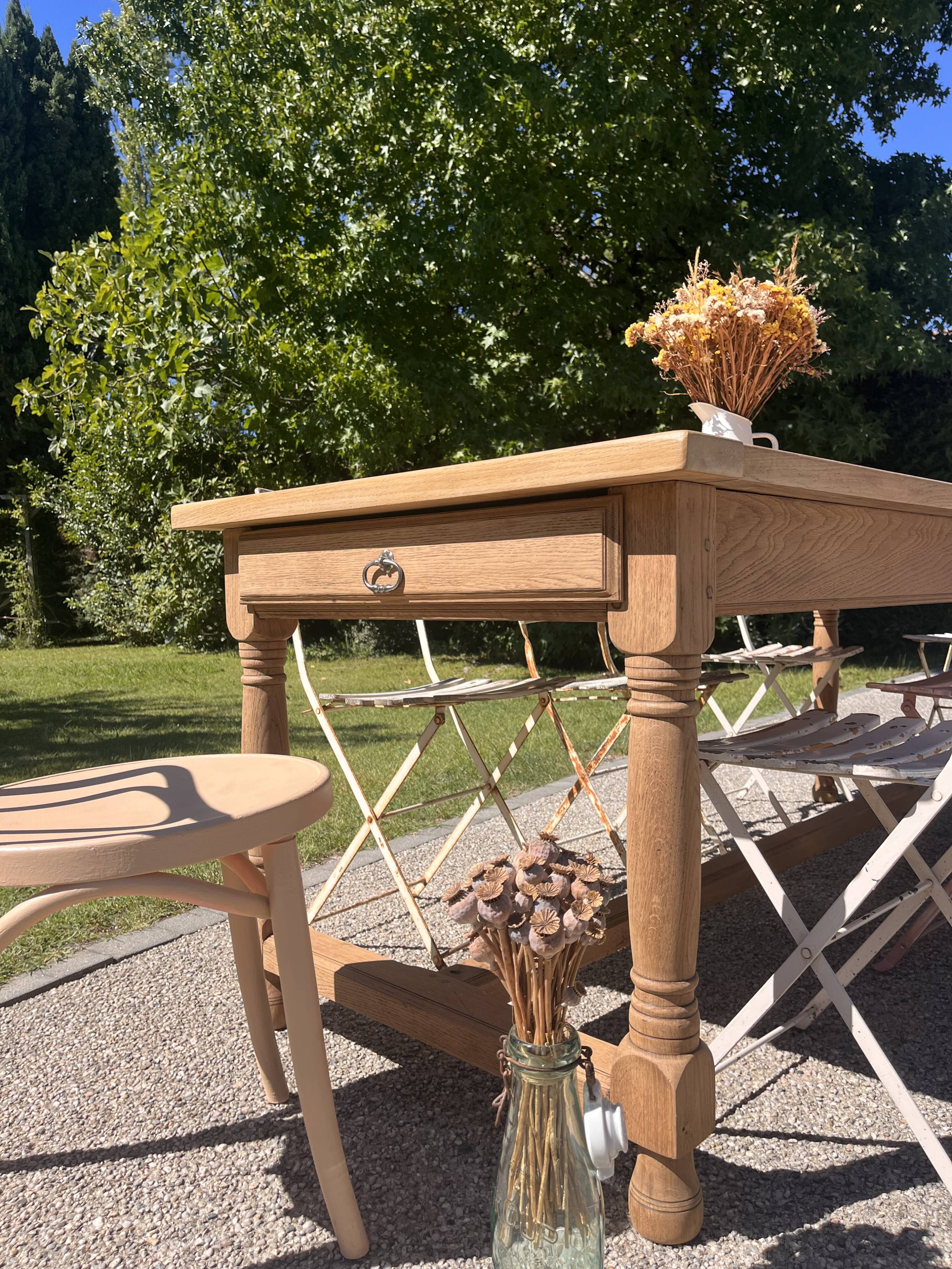 Grande table de ferme en chêne massif