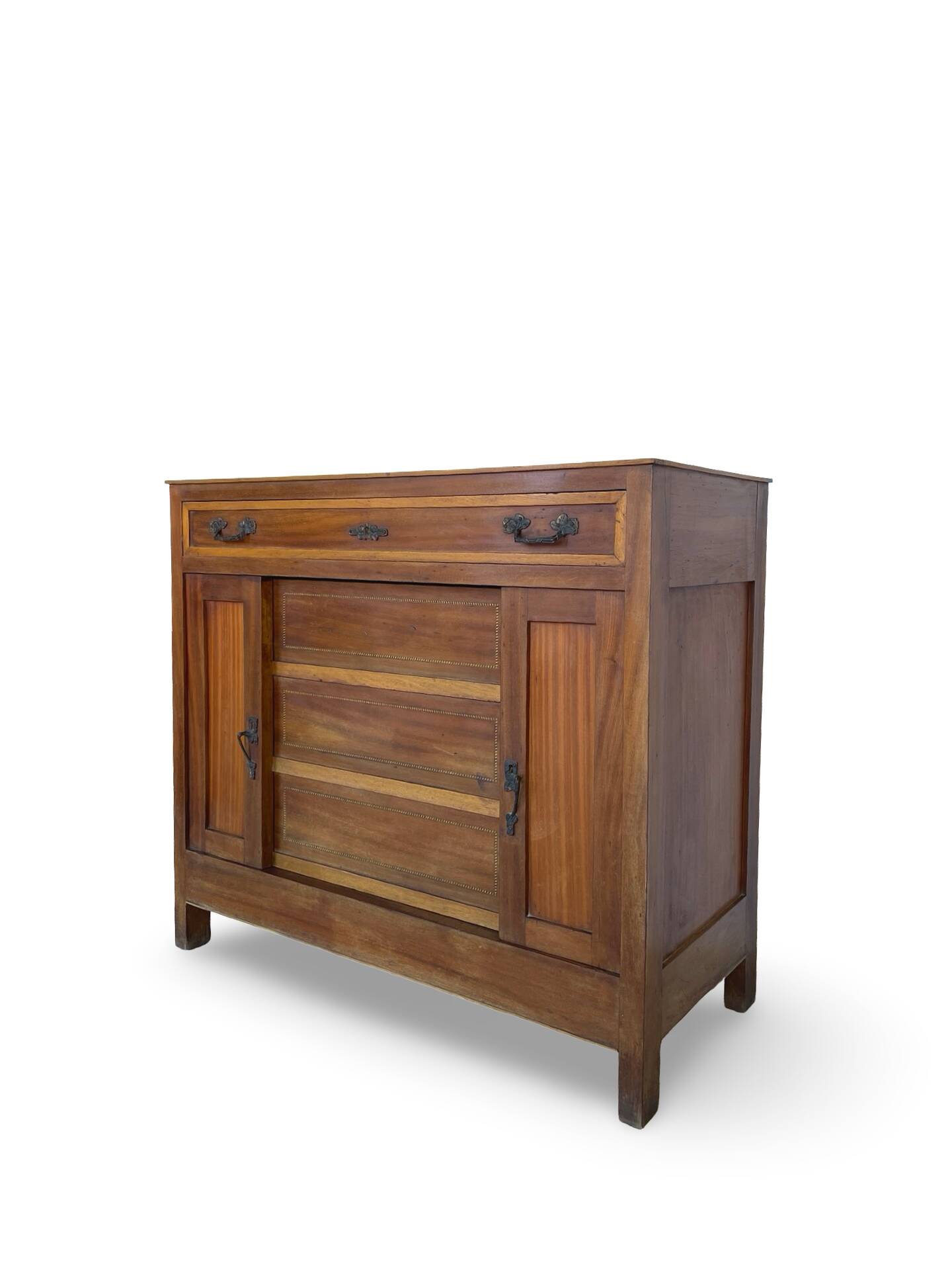 Commode de style Art Déco en bois de cerisier et noyer.