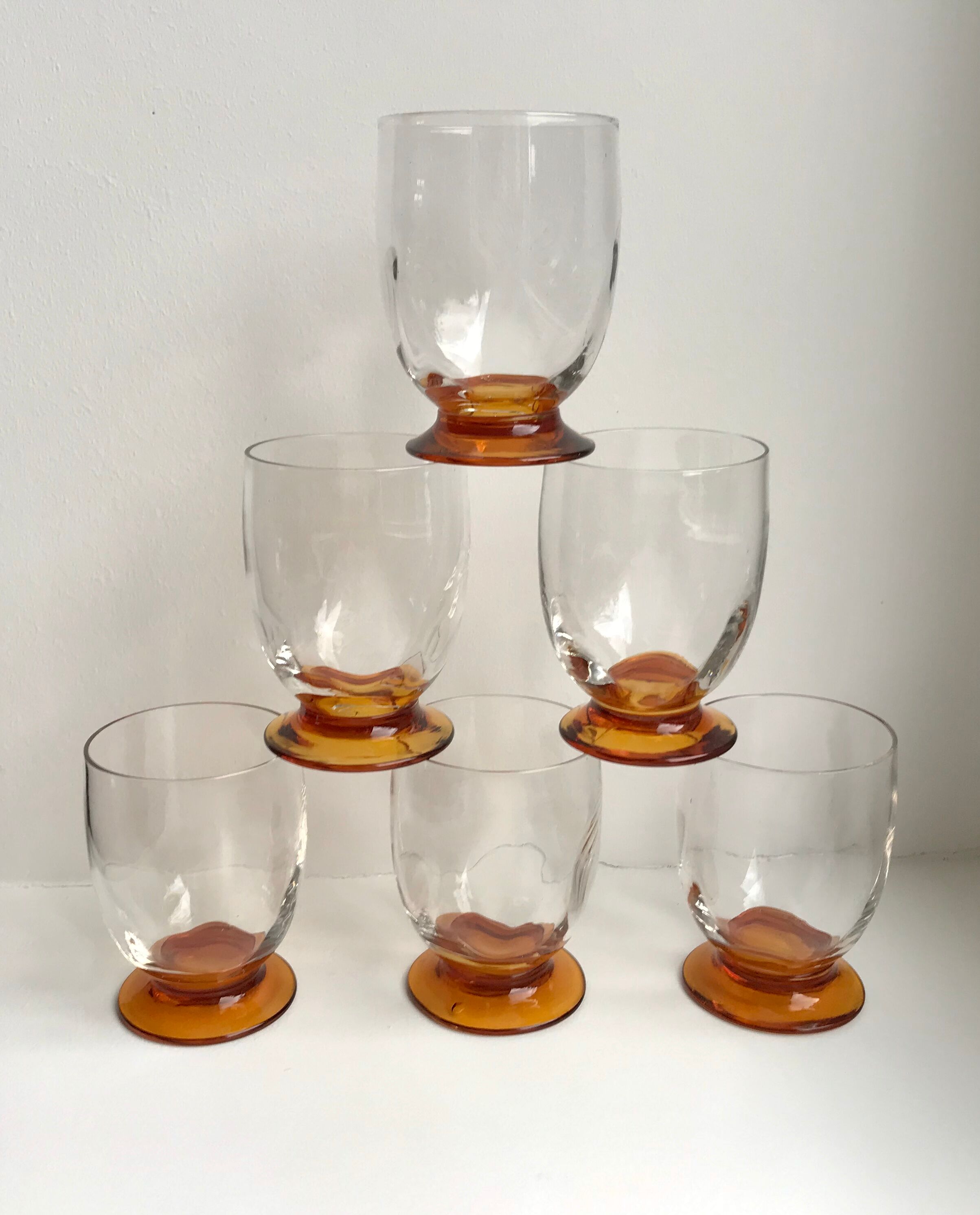 Set of 6 shot glasses with amber foot art deco 30s