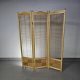Room divider, French blonde beech louvered screen, 1960s, width 155 cm, height 185 cm