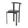 Chaise à cadre métallique de style postmoderne
