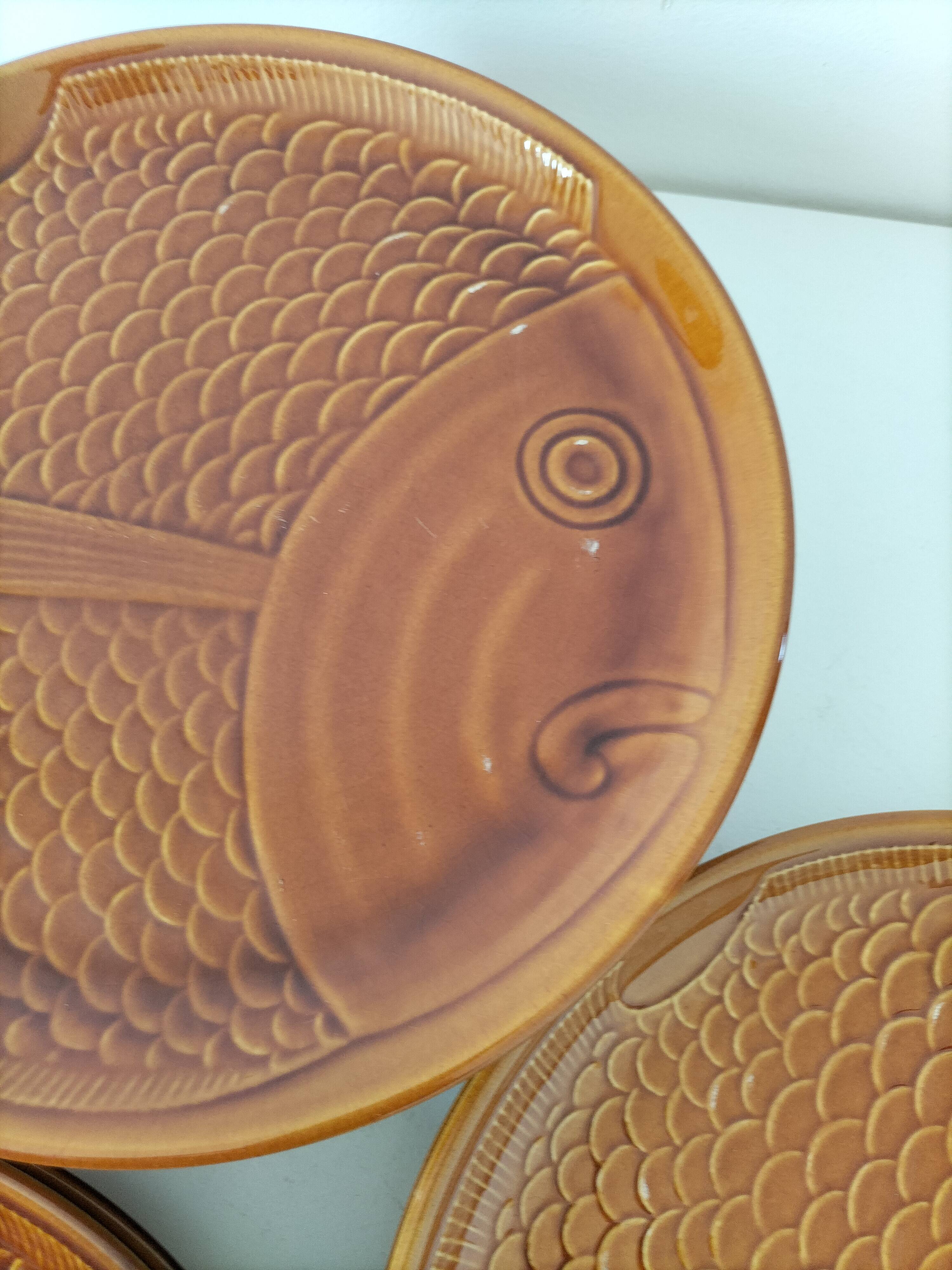 Sela Fish Barbotine Plate Set (Portugal)