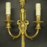 Large Louis XVI style ram's head and urn wall lamp - gilded bronze