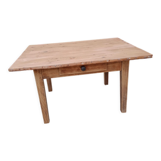 Farmhouse table