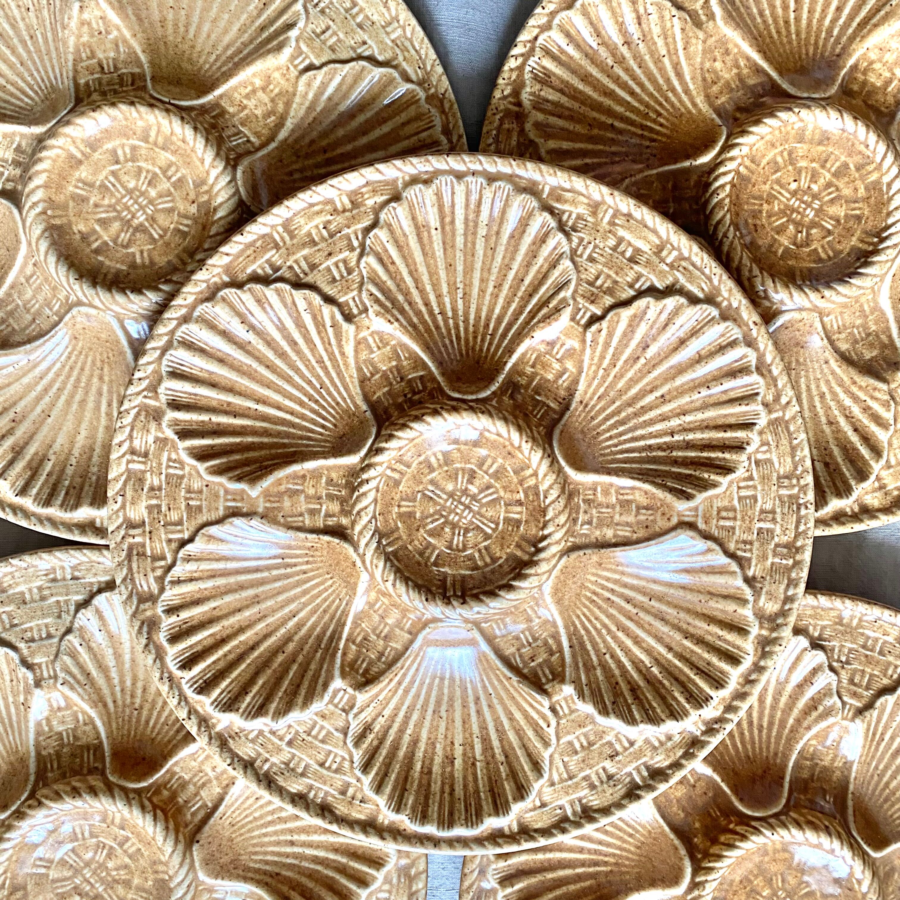 Longchamp oyster service 12 plates and one dish