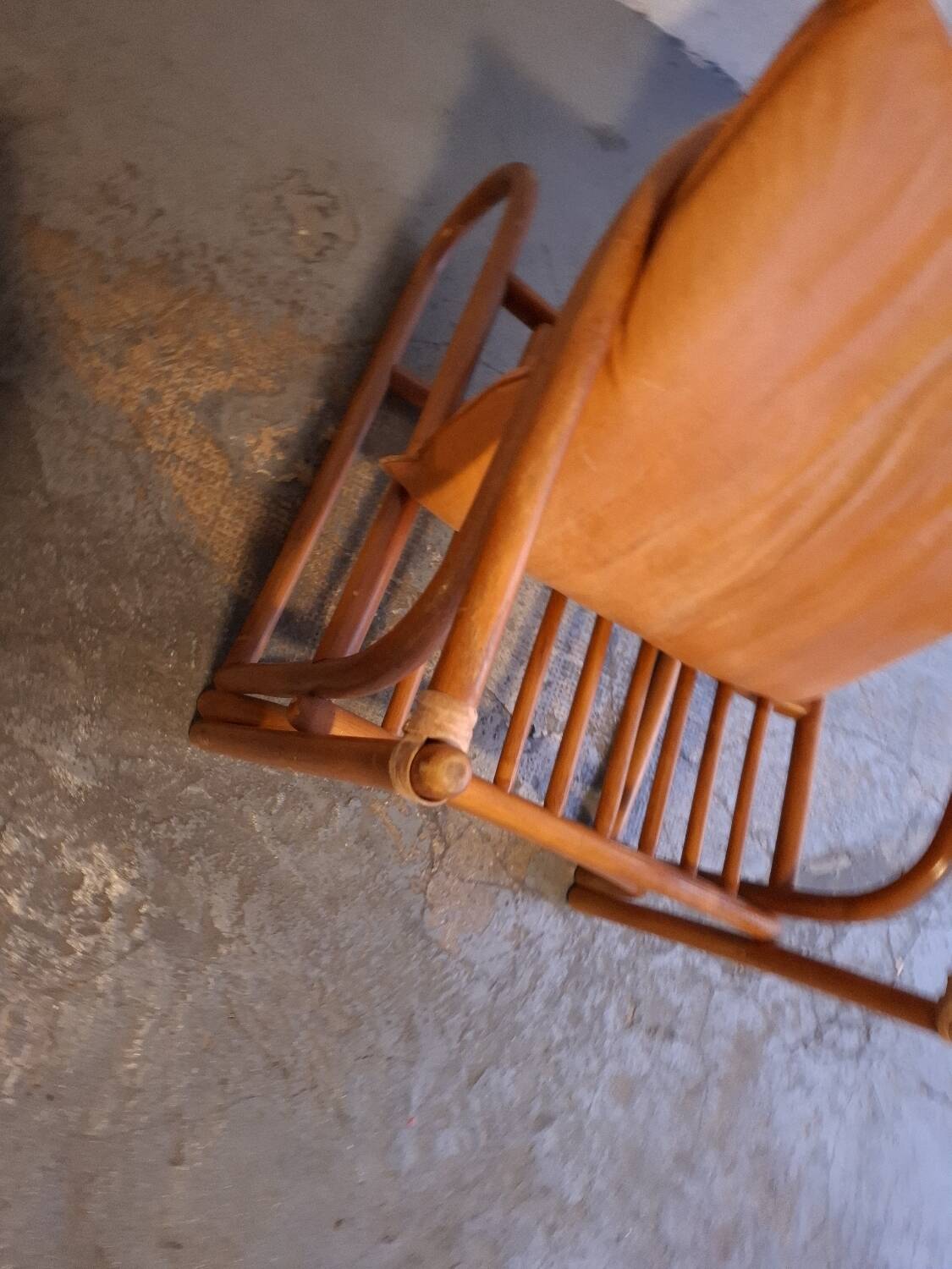 Set de fauteuils en bambou et cuir années 60'S