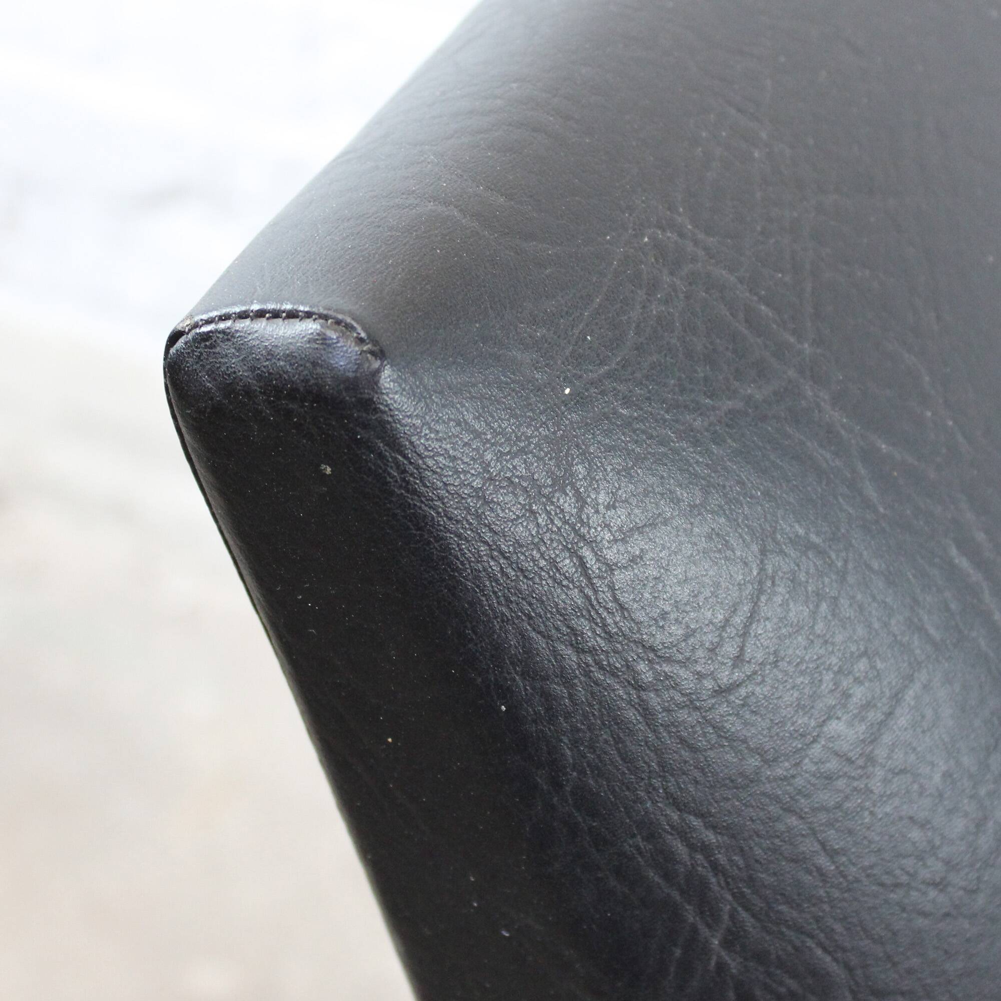 "Robert" armchair by Pierre Guariche for Meurop
