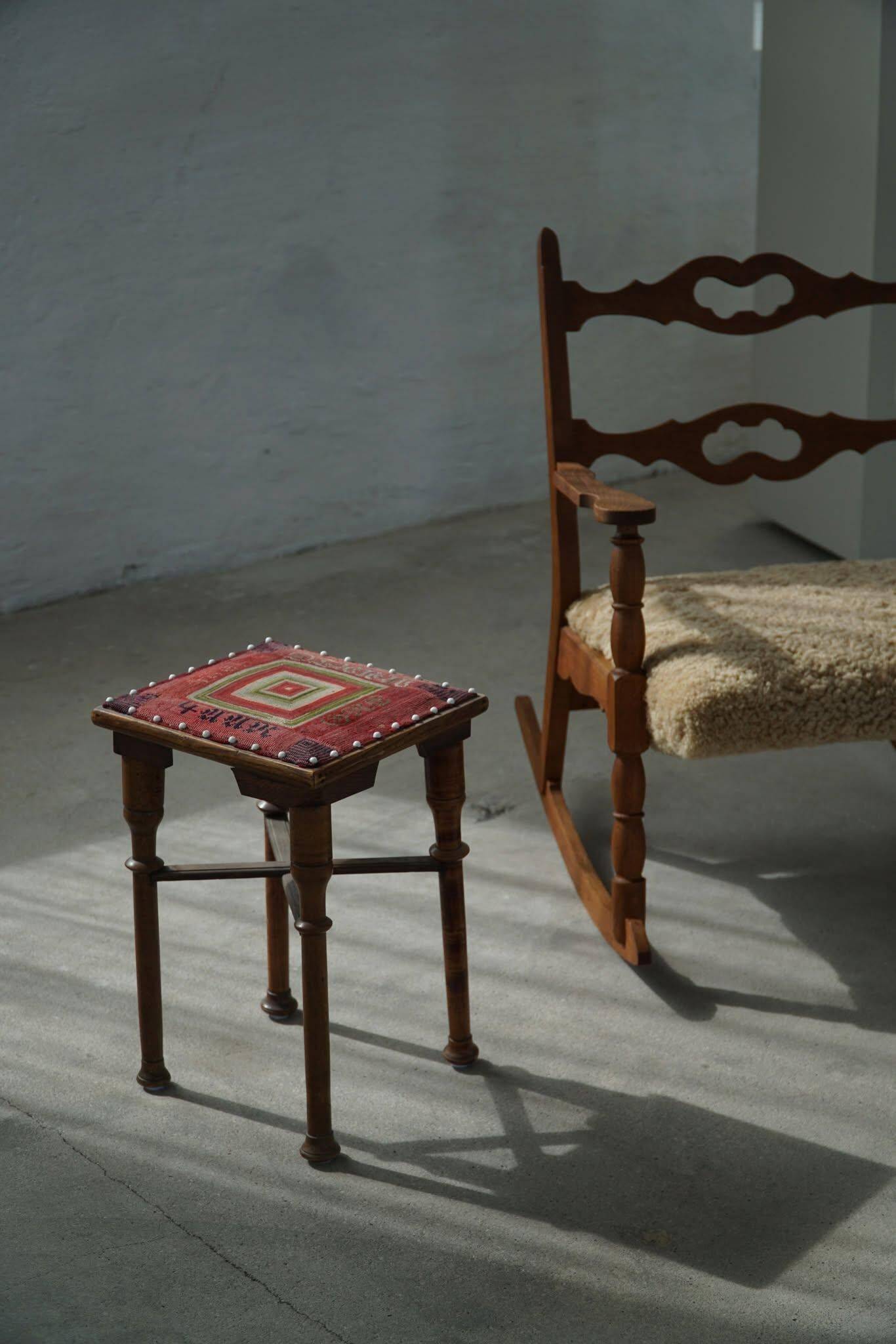 Almue Scandinavian Stool in Wood and Fabric, Late 19th Century