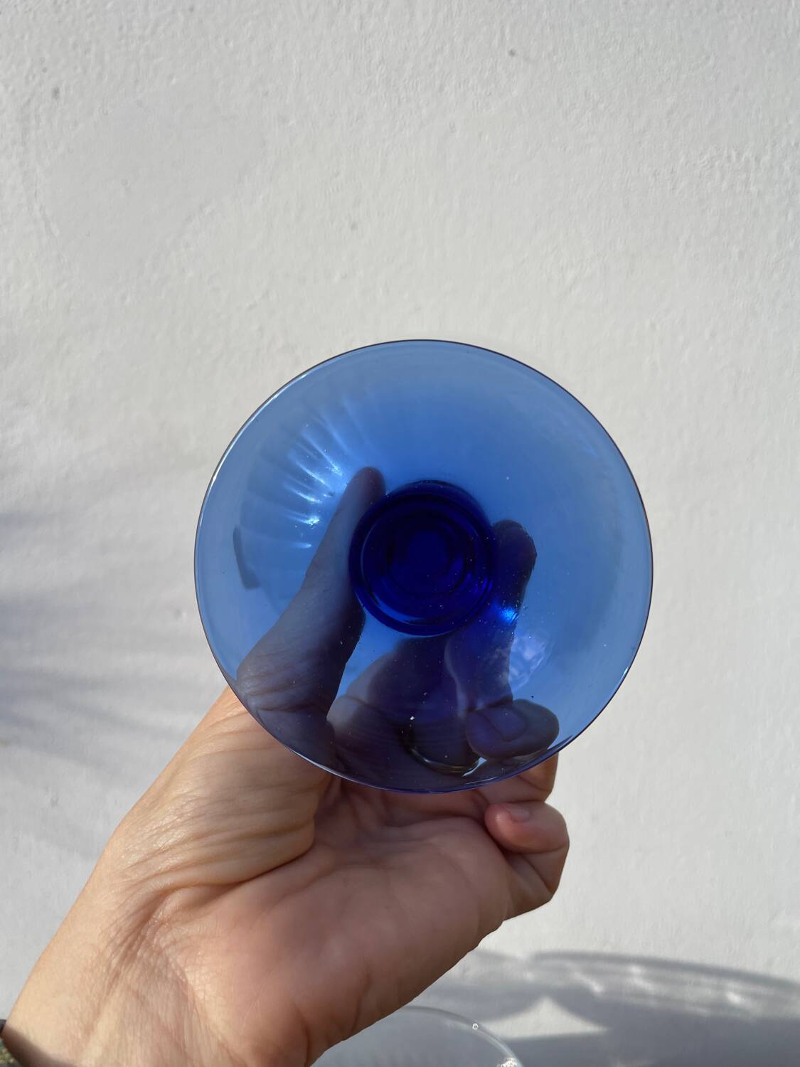 6 Luminarc blue glass dessert bowls/stemmed dishes