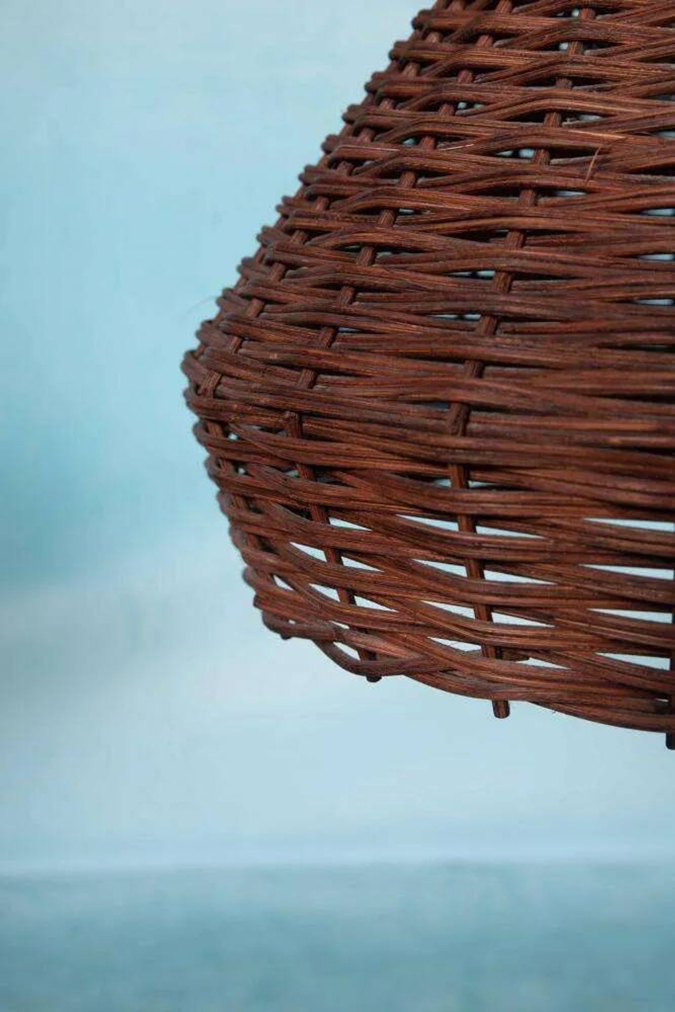 Bohemian suspension from the sixties, woven vintage lampshade.