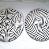 Set of 2 African shields in solid Bamiléké wood, diameter 55cm