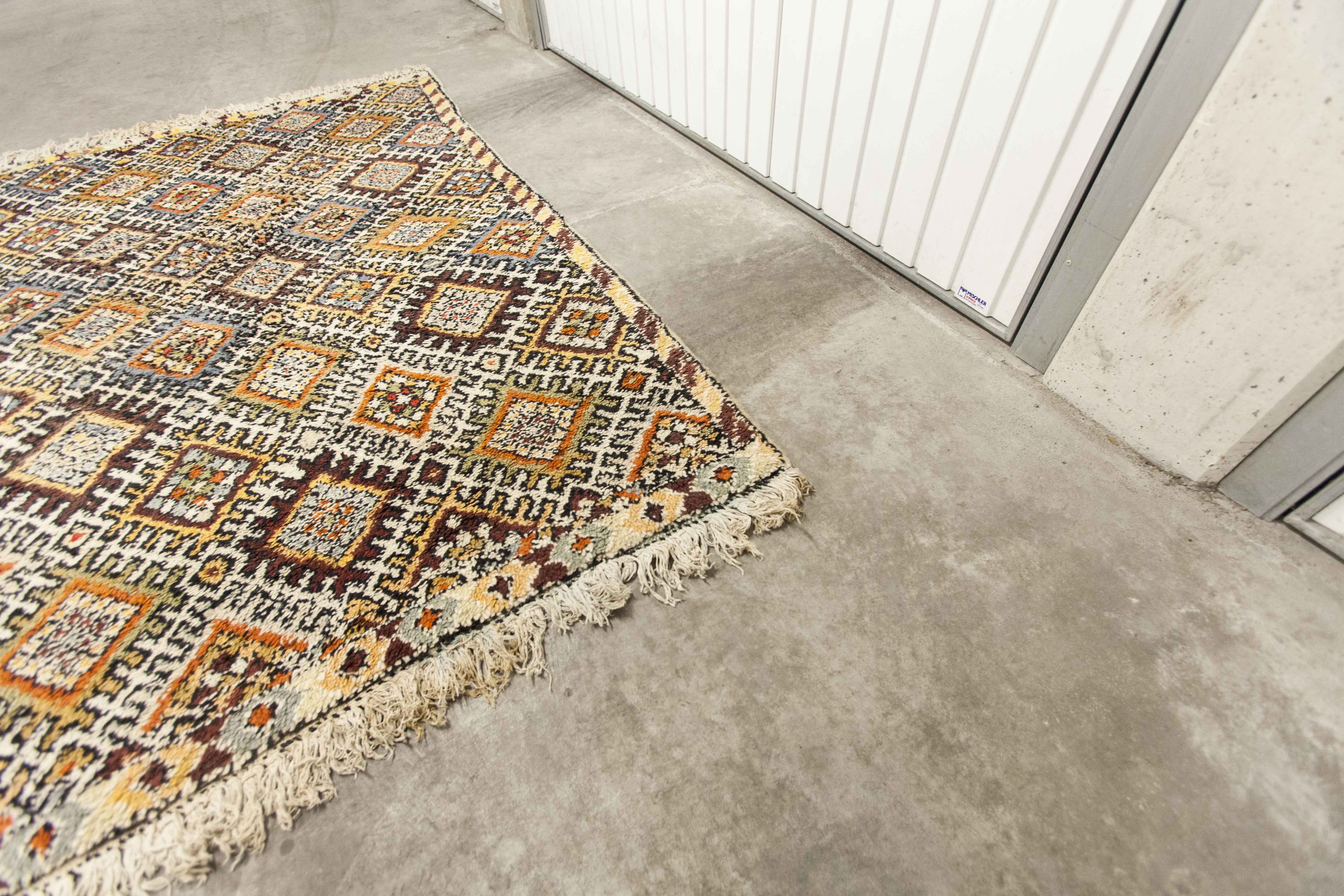 Berber carpet 243x176cm August 1960