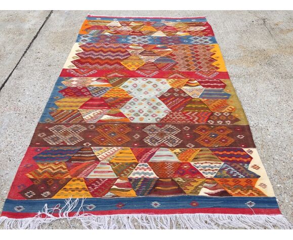 Tavşan Uzun kürk Moroccan Berber Kilim, home decor, country house kelim boho atlas tribal rug 155x270cm | Selency Tavşan Uzun kürk Moroccan Berber Kilim, home decor, country house kelim boho atlas tribal rug 155x270cm | Selency
