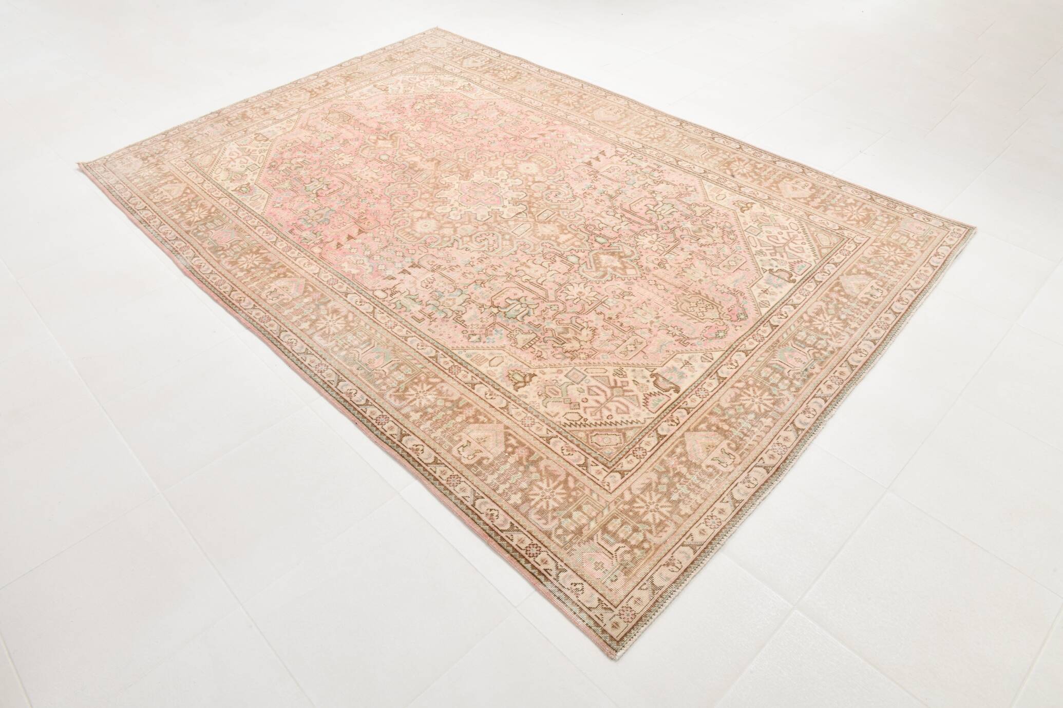 6x9 dusty pink wool persian rug 287x192cm
