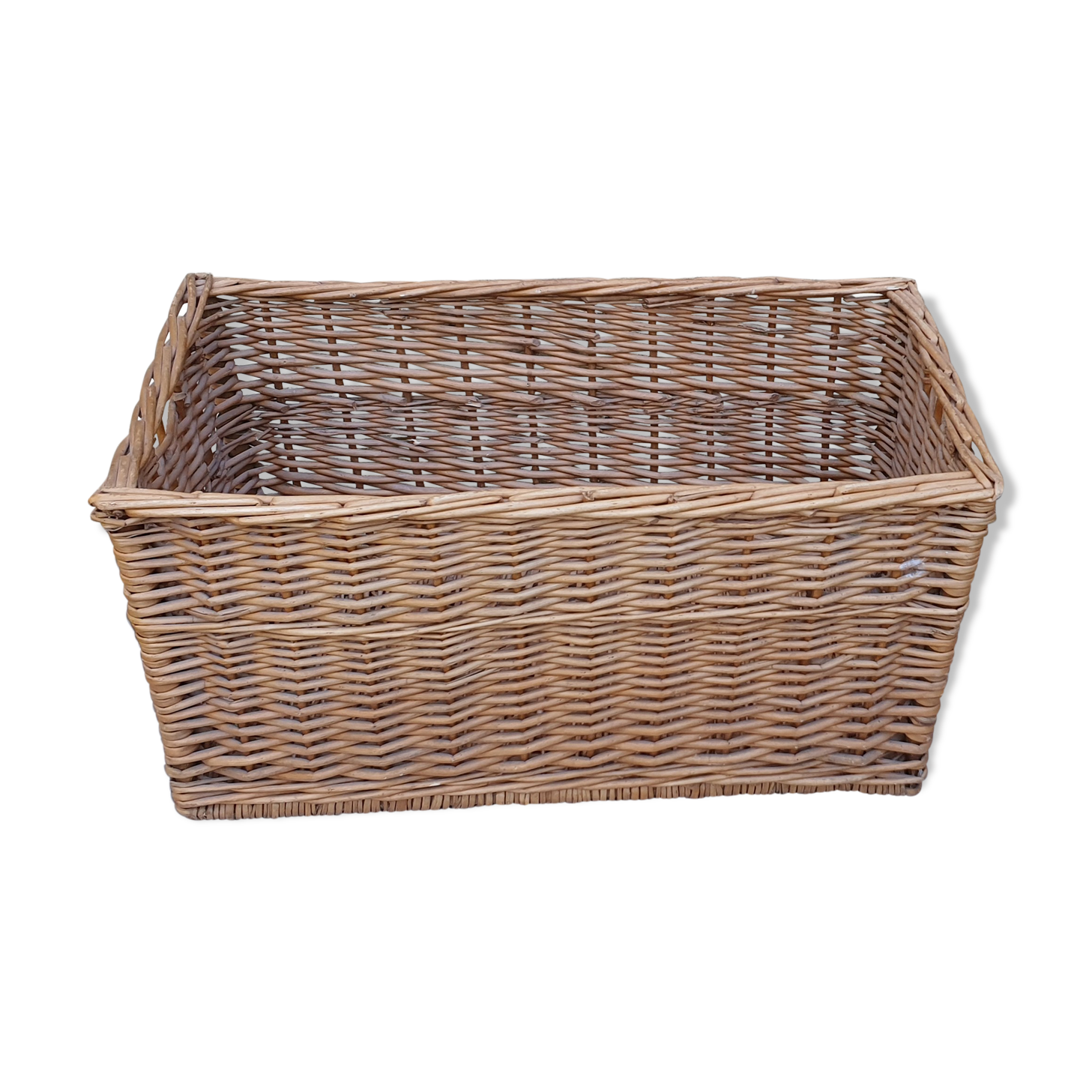 Wicker basket