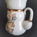 Lomonosov 29-piece porcelain coffee set, cast patterns enhanced with 24k gold