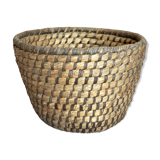 Straw basket