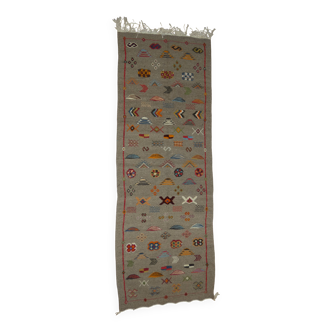 Tapis berbère laine tissé et brodé du haut atlas