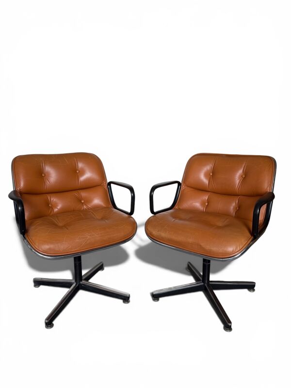 Paire de fauteuils Knoll Pollock 4 branches en cuir camel vintage