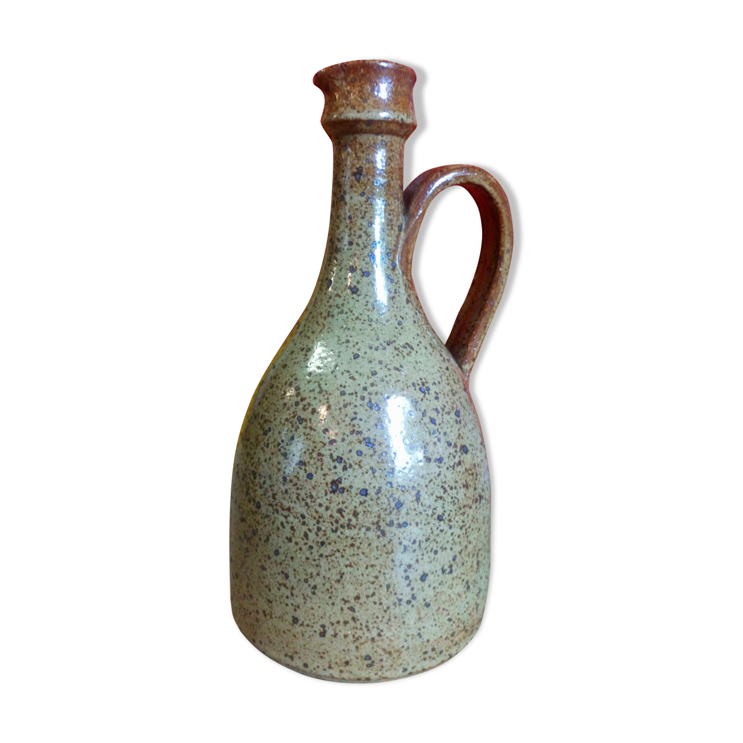 Vintage pottery in sandstone with handles and small beak