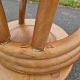 Set of 4 solid organic chairs