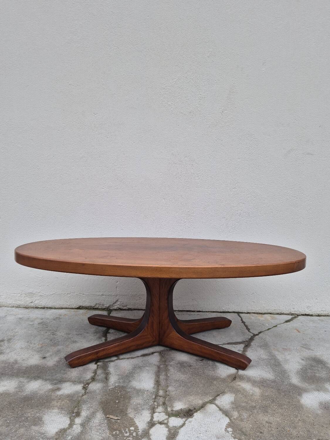 Baumann oval coffee table in teak 1950s vintage