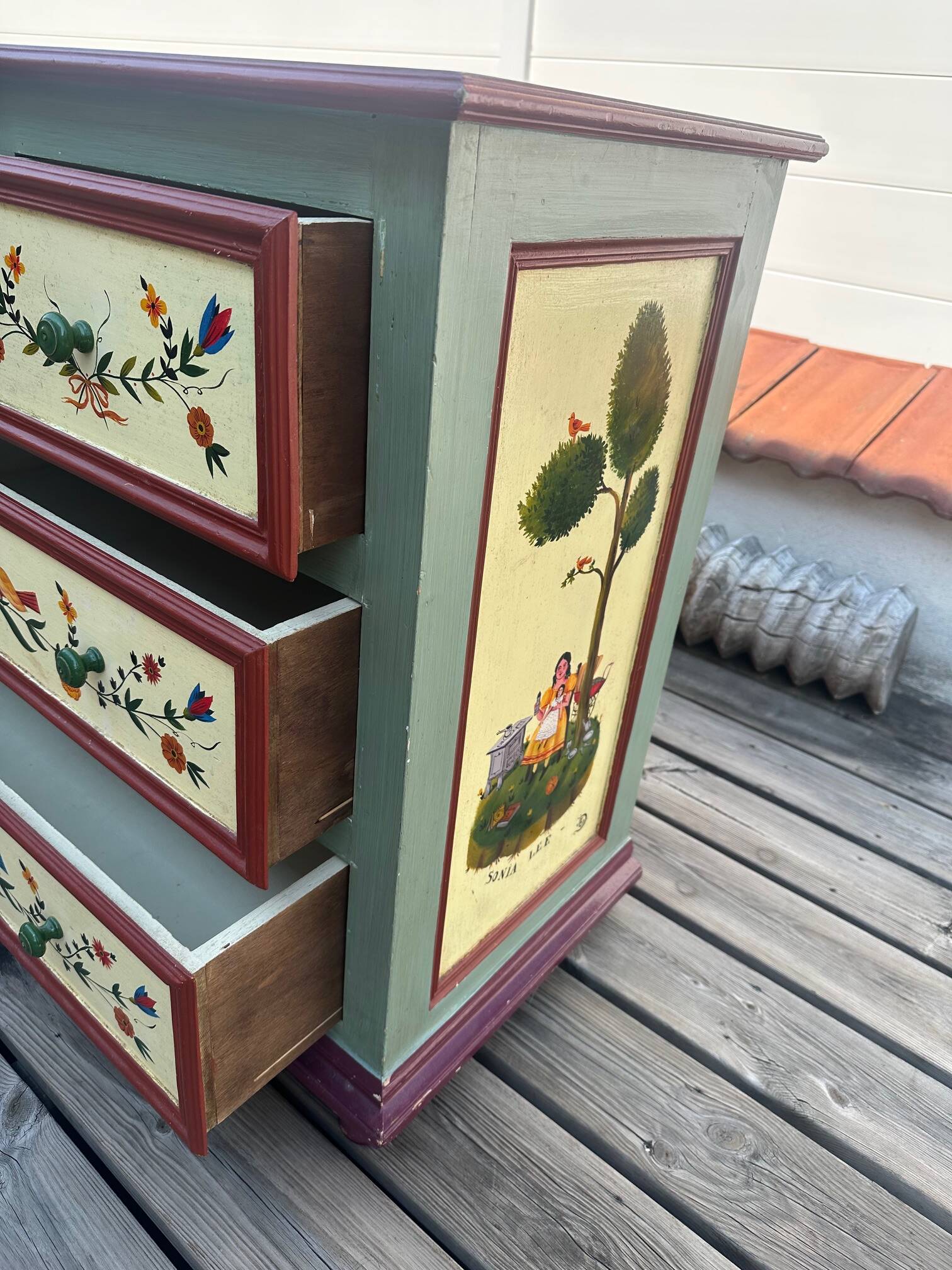 Hand painted chest of drawers