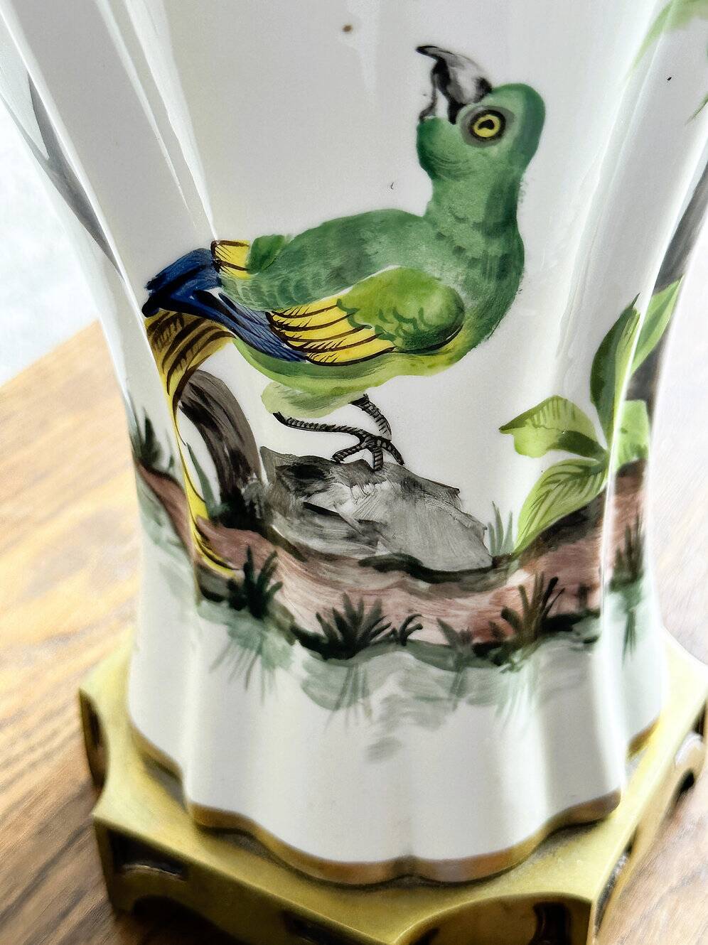 Porcelaine de Paris with exotic birds porcelain table lamp, 1950s.