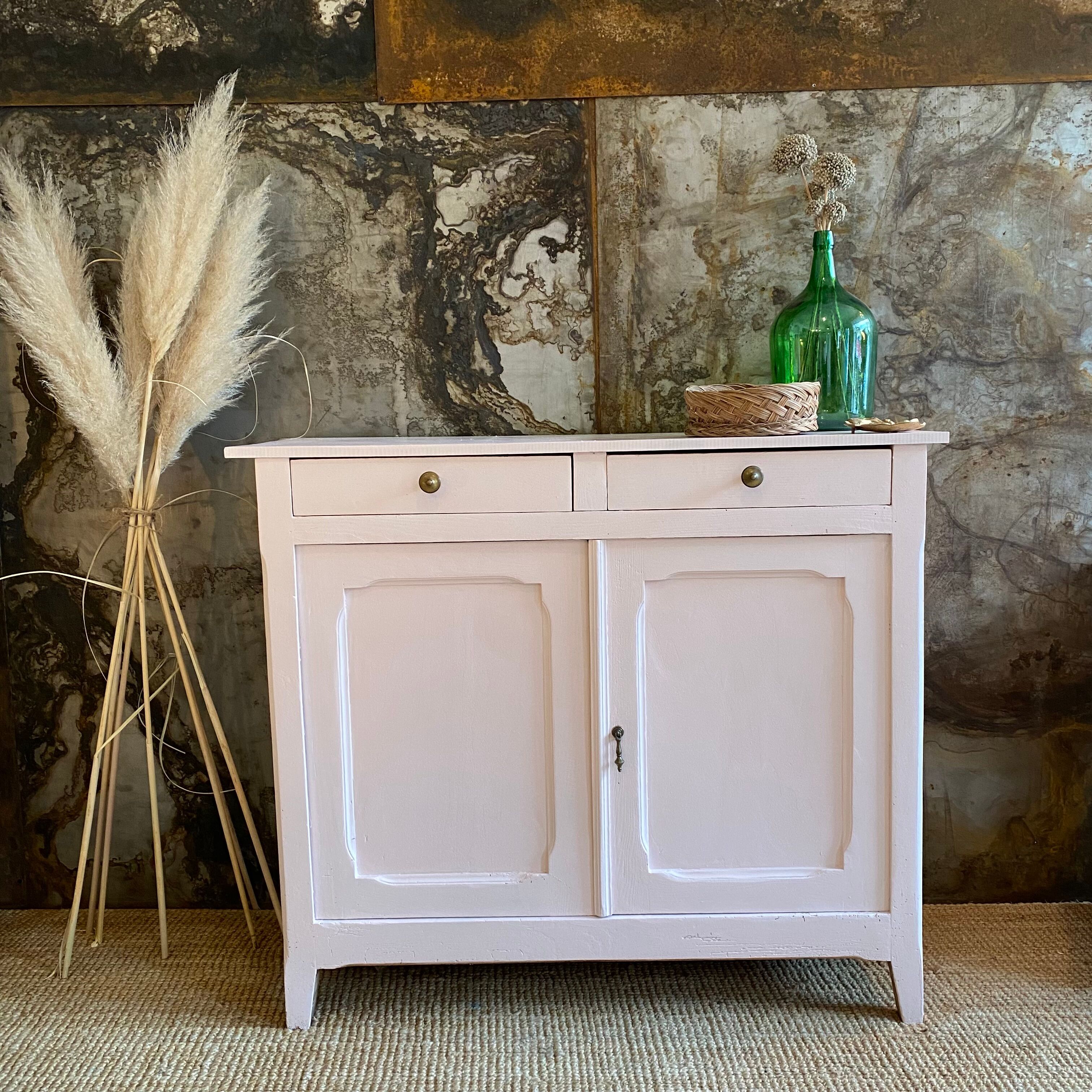 Powder pink Parisian buffet