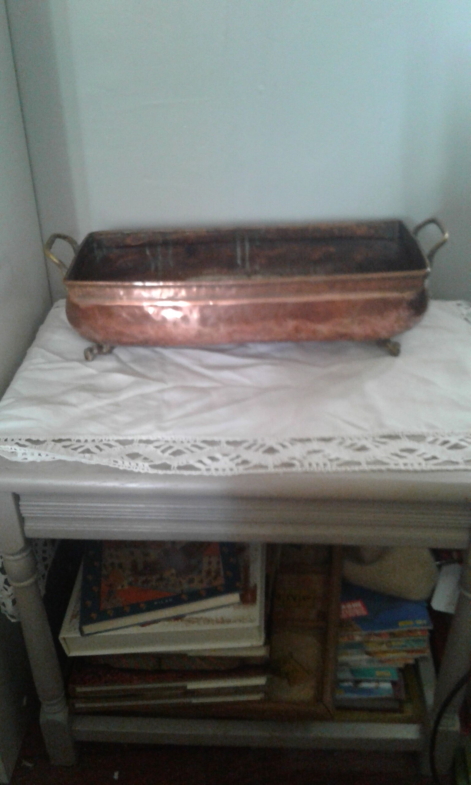 Hammered copper planter