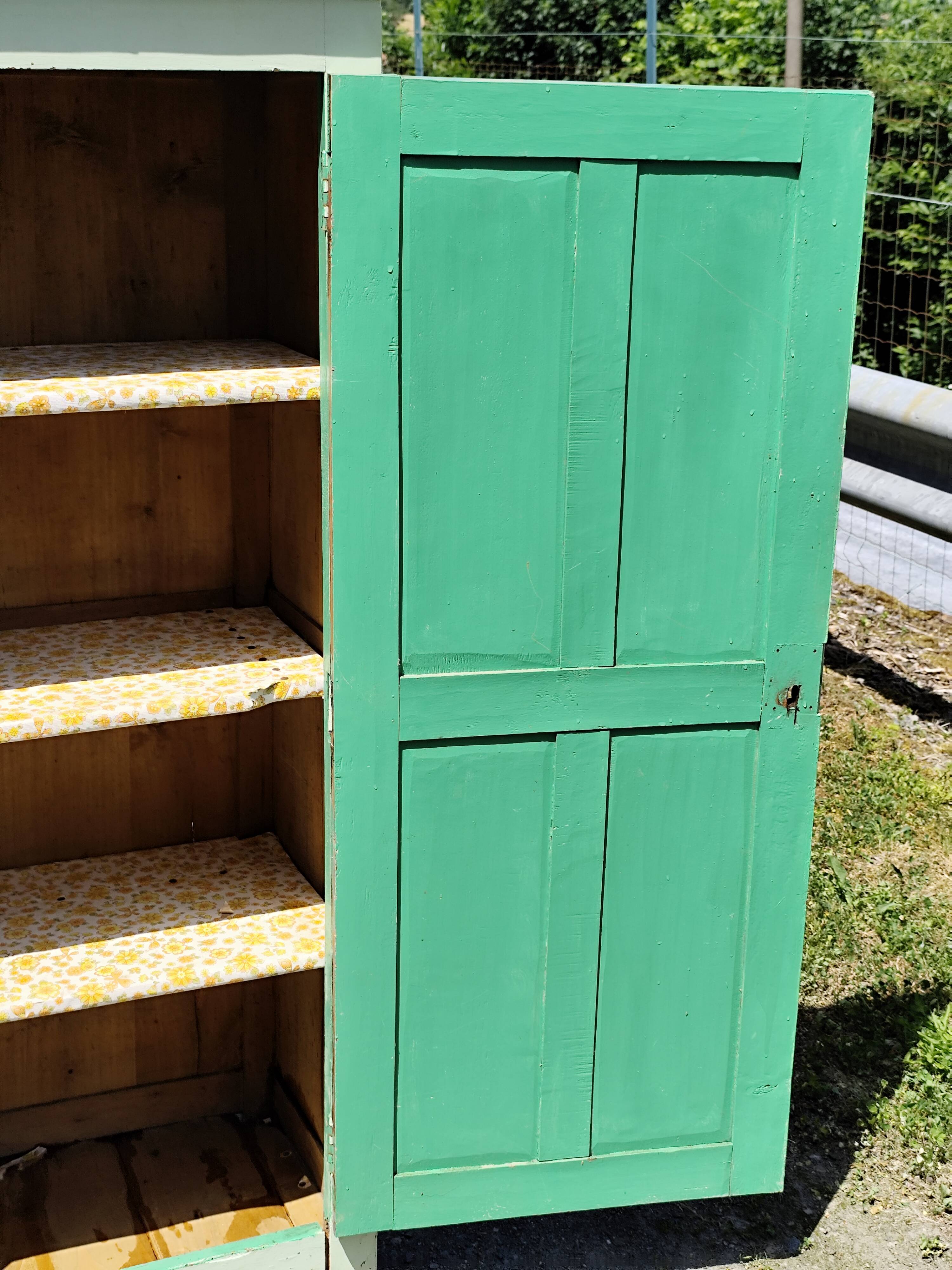 Wardrobe, small Parisian wardrobe, bonnetière, one door.