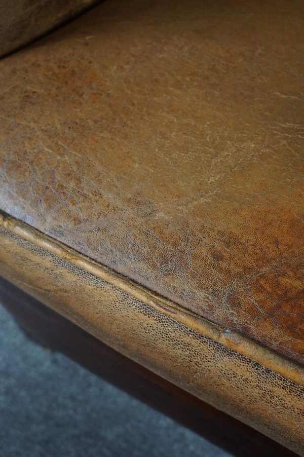 Armchair + sheepskin pouf