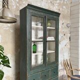 Furniture of trade showcase, around 1900.