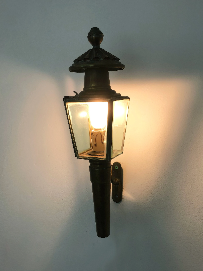 Paire De Lanternes Anciennes Pour Calèche - Avec Un Support D'origine