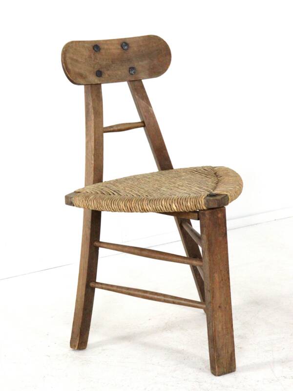 Ensemble de 2 chaises tripodes brutalistes