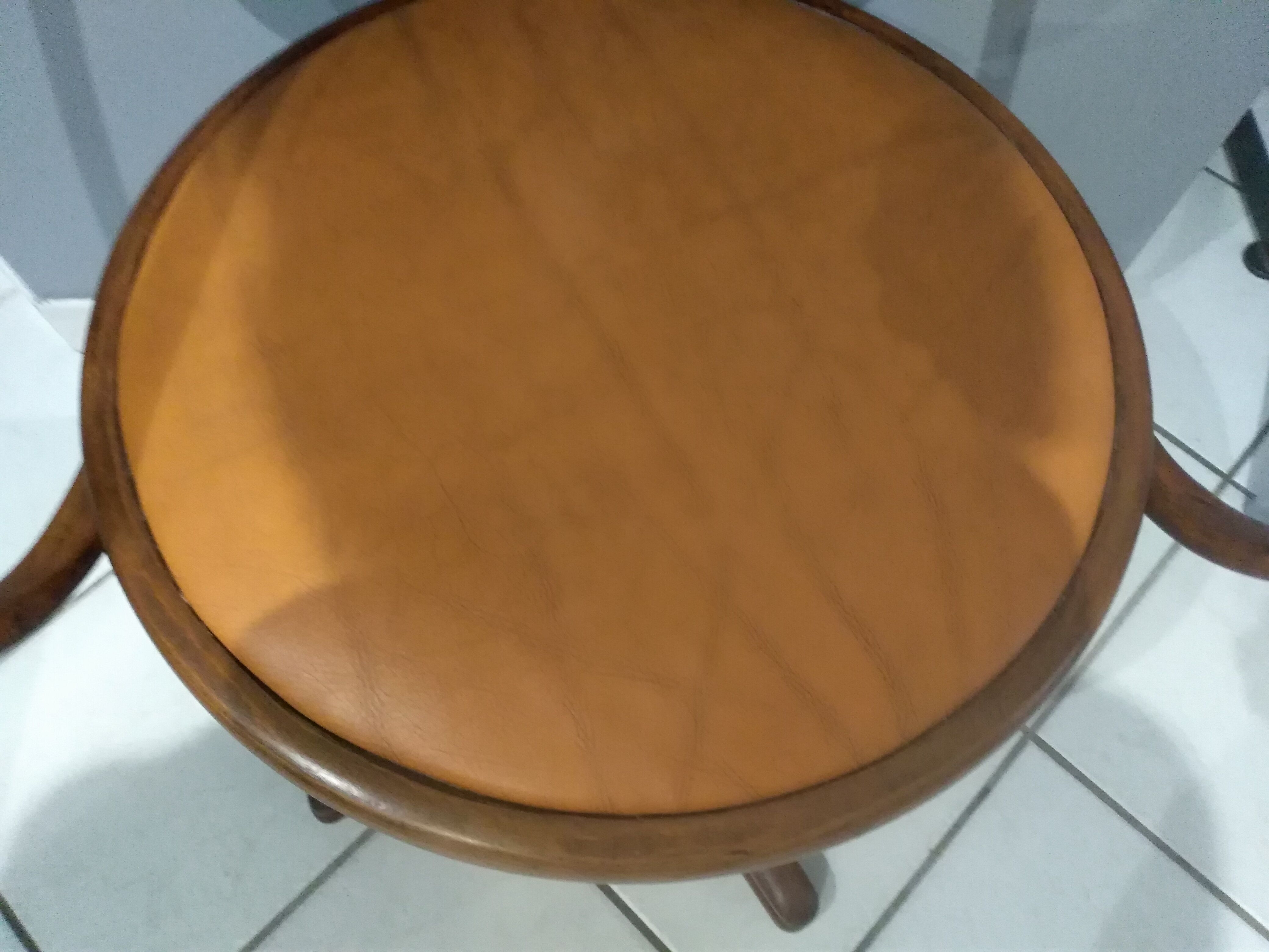 Fauteuil de bureau pivotant Thonet début XXeme