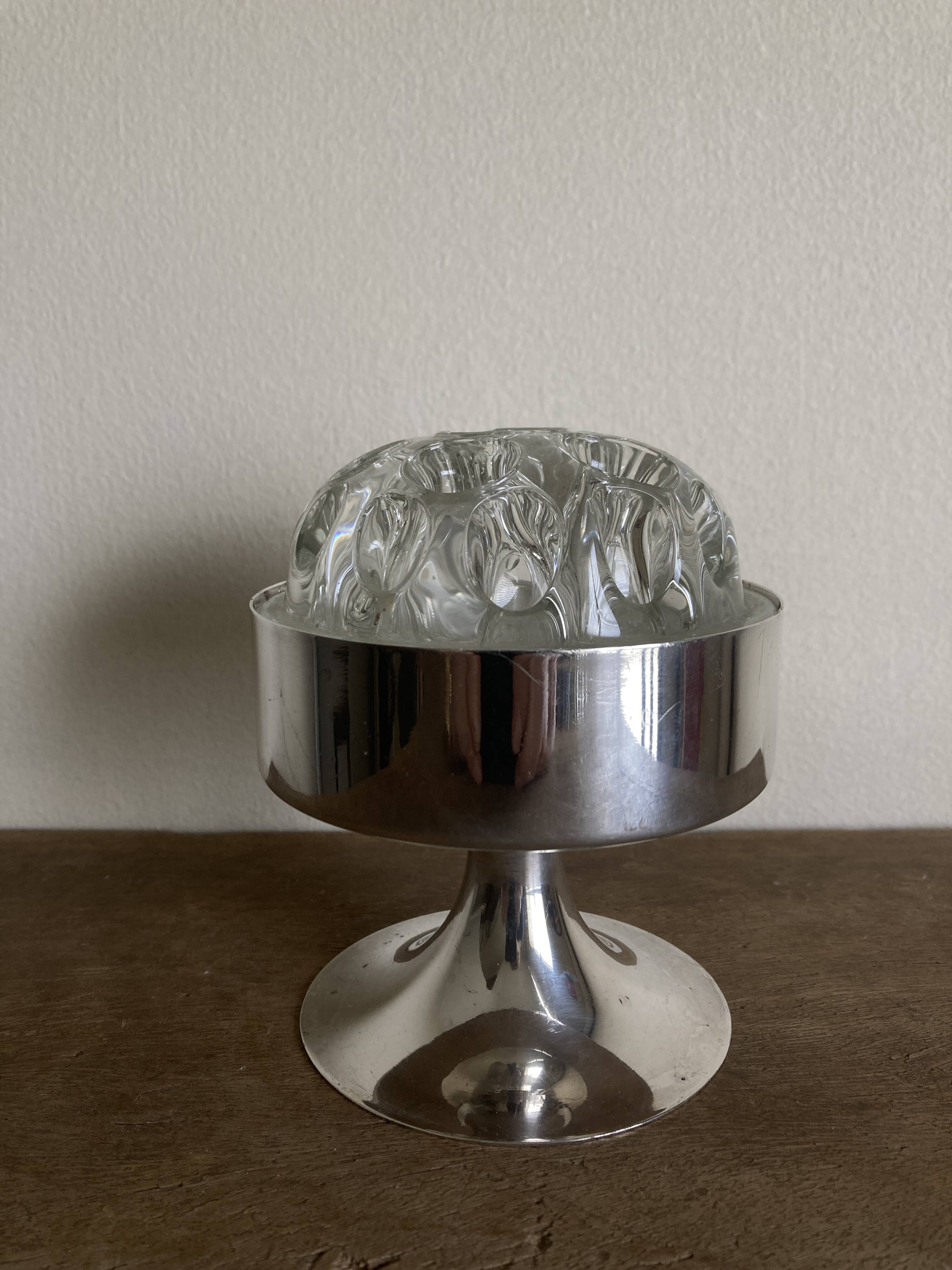 Tulip foot flower spade 1970 in silver metal