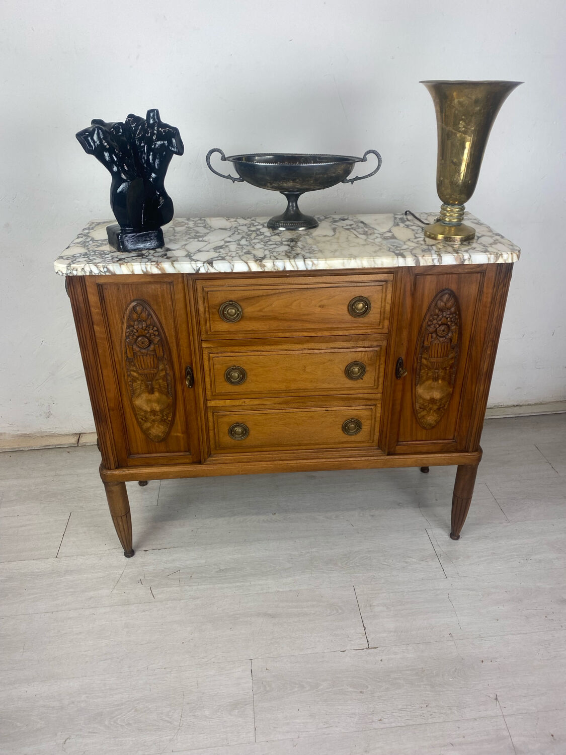 Louis XVI commode