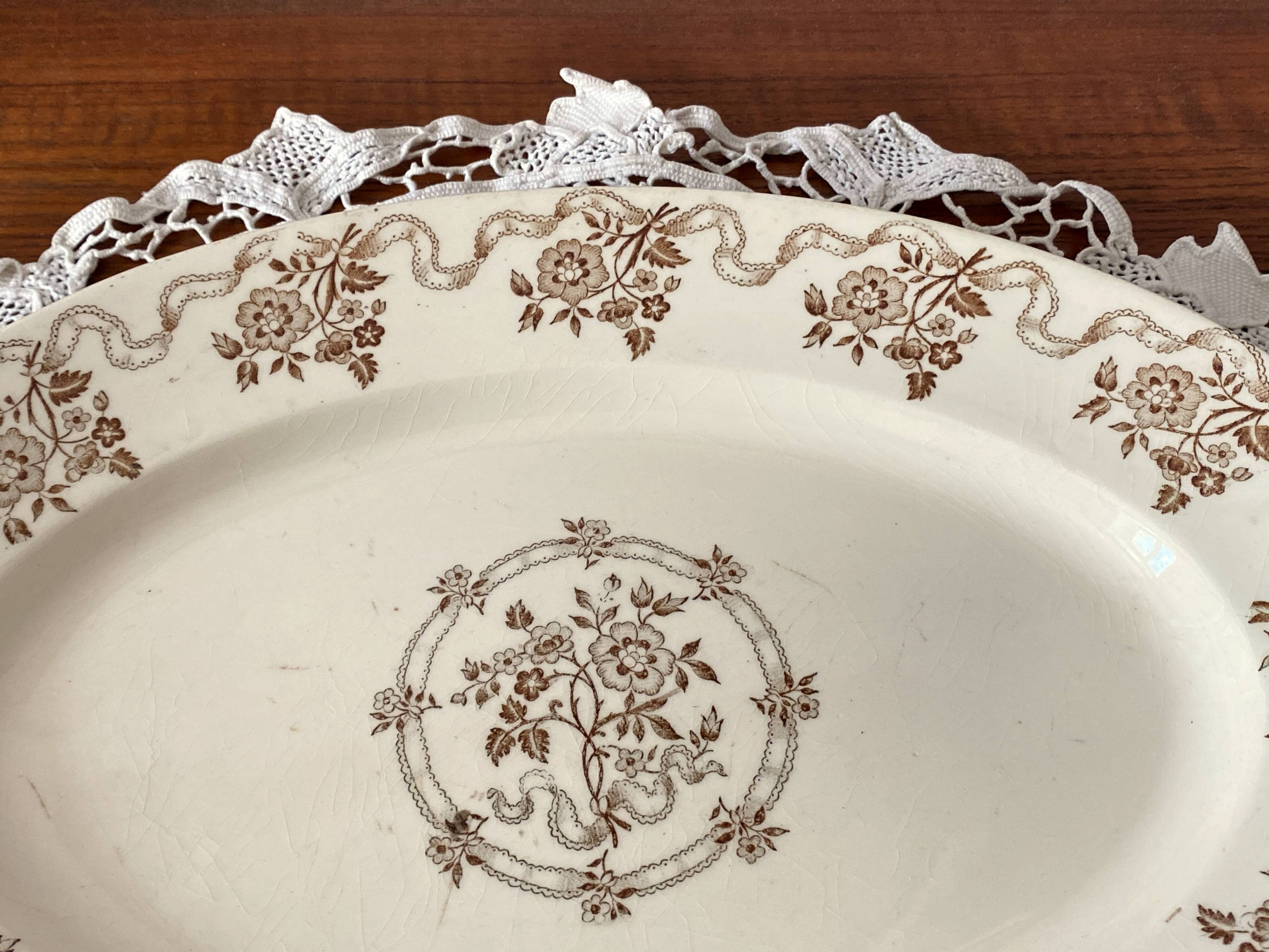 Oval serving dish in Terre de Fer Gien earthenware with Osborne Sepia decor