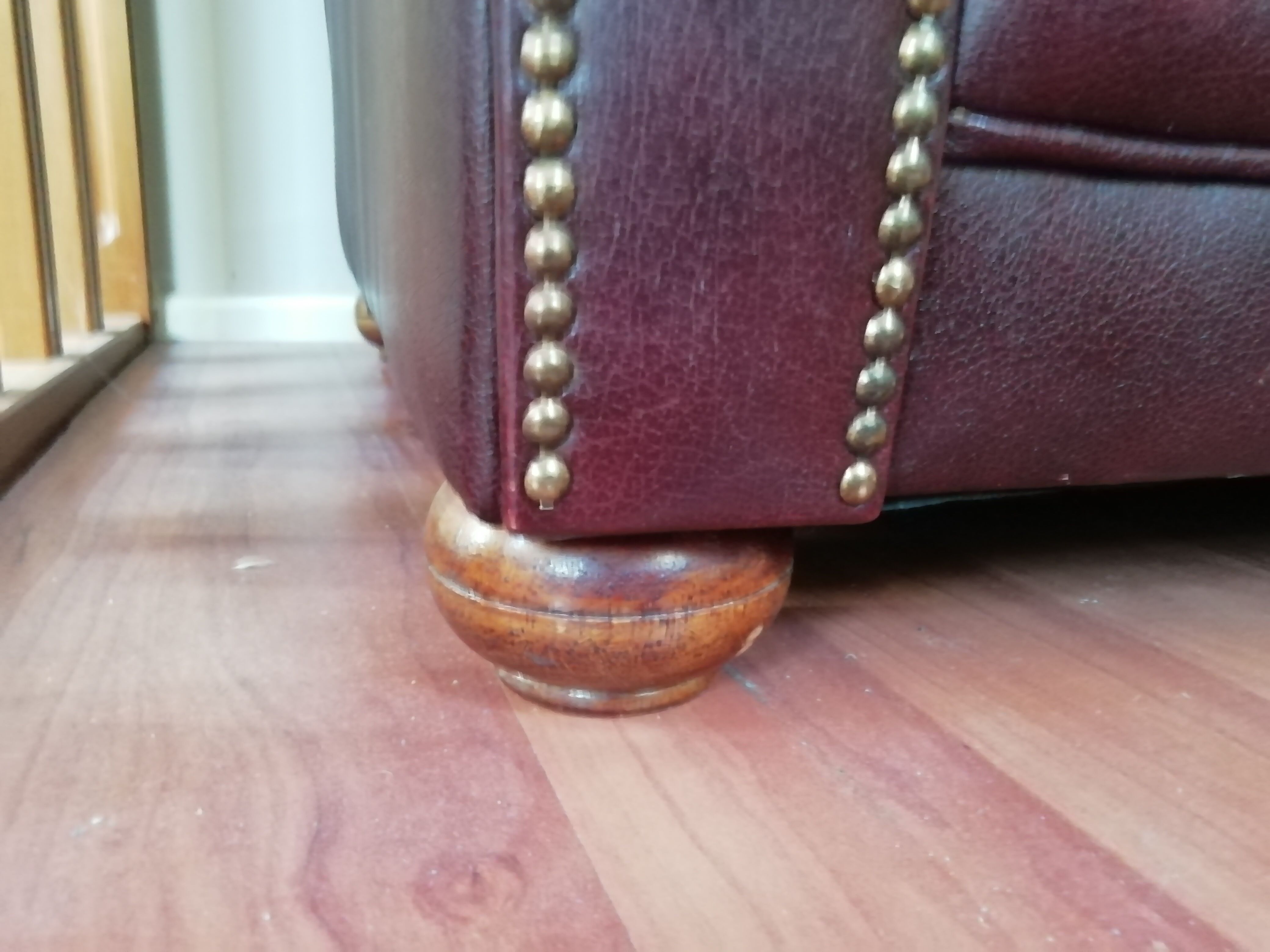Sofa Chesterfield Vintage 60's-80's red burgundy