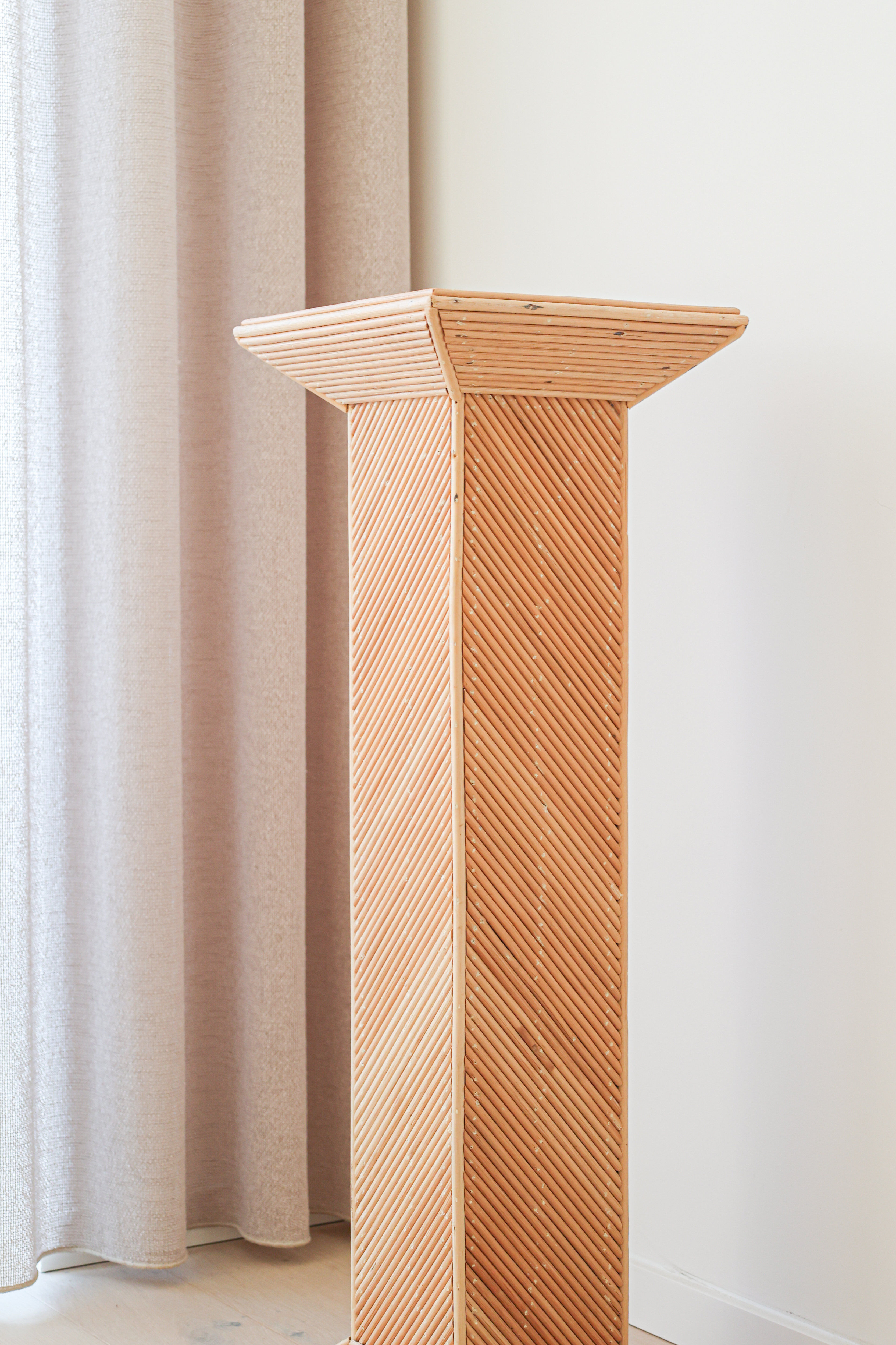 Vintage rattan pedestal, 1980s.