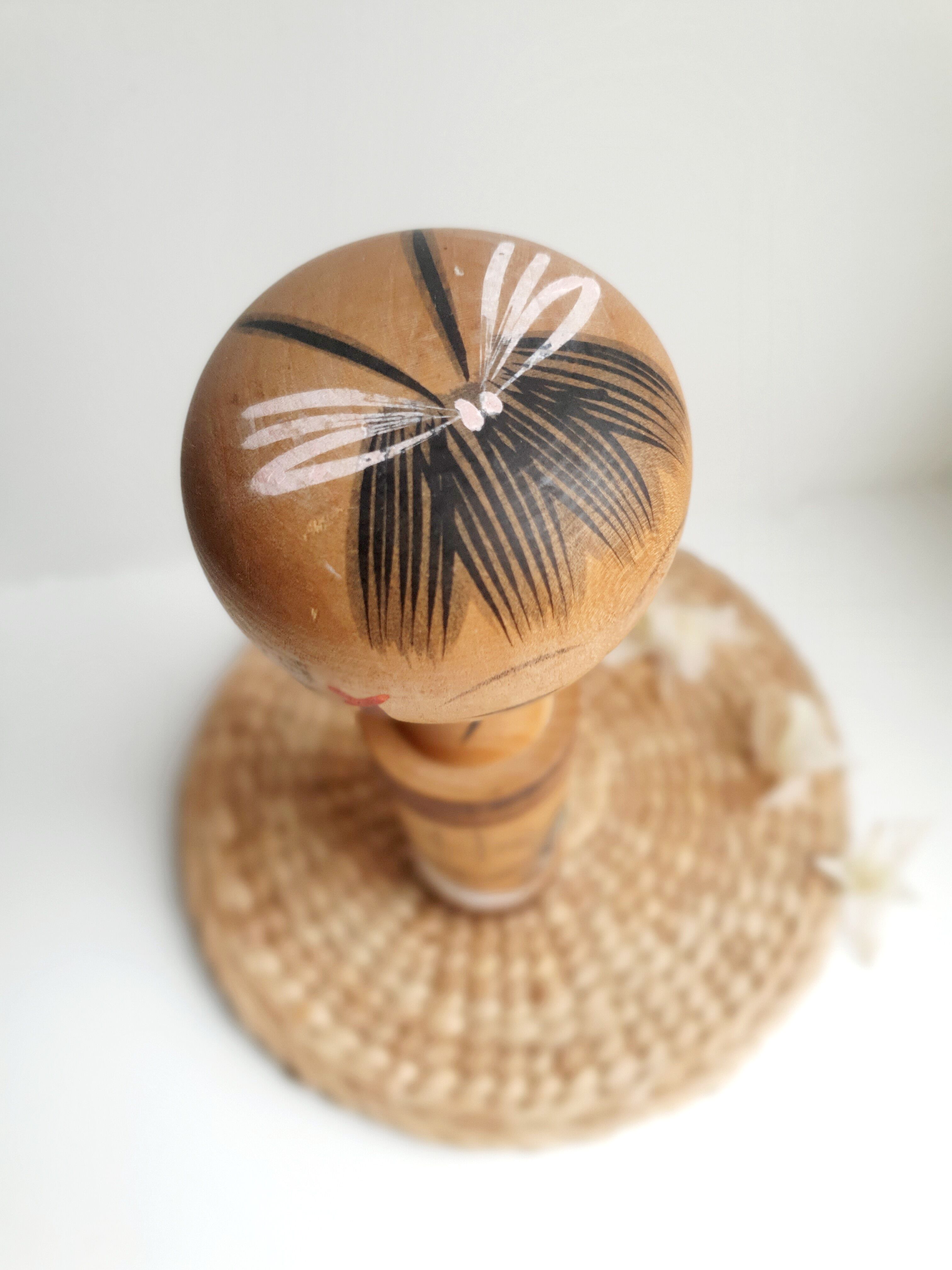 Kokeshi doll poupée japonaise