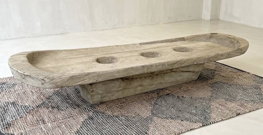 Table Naga traditionnelle indienne