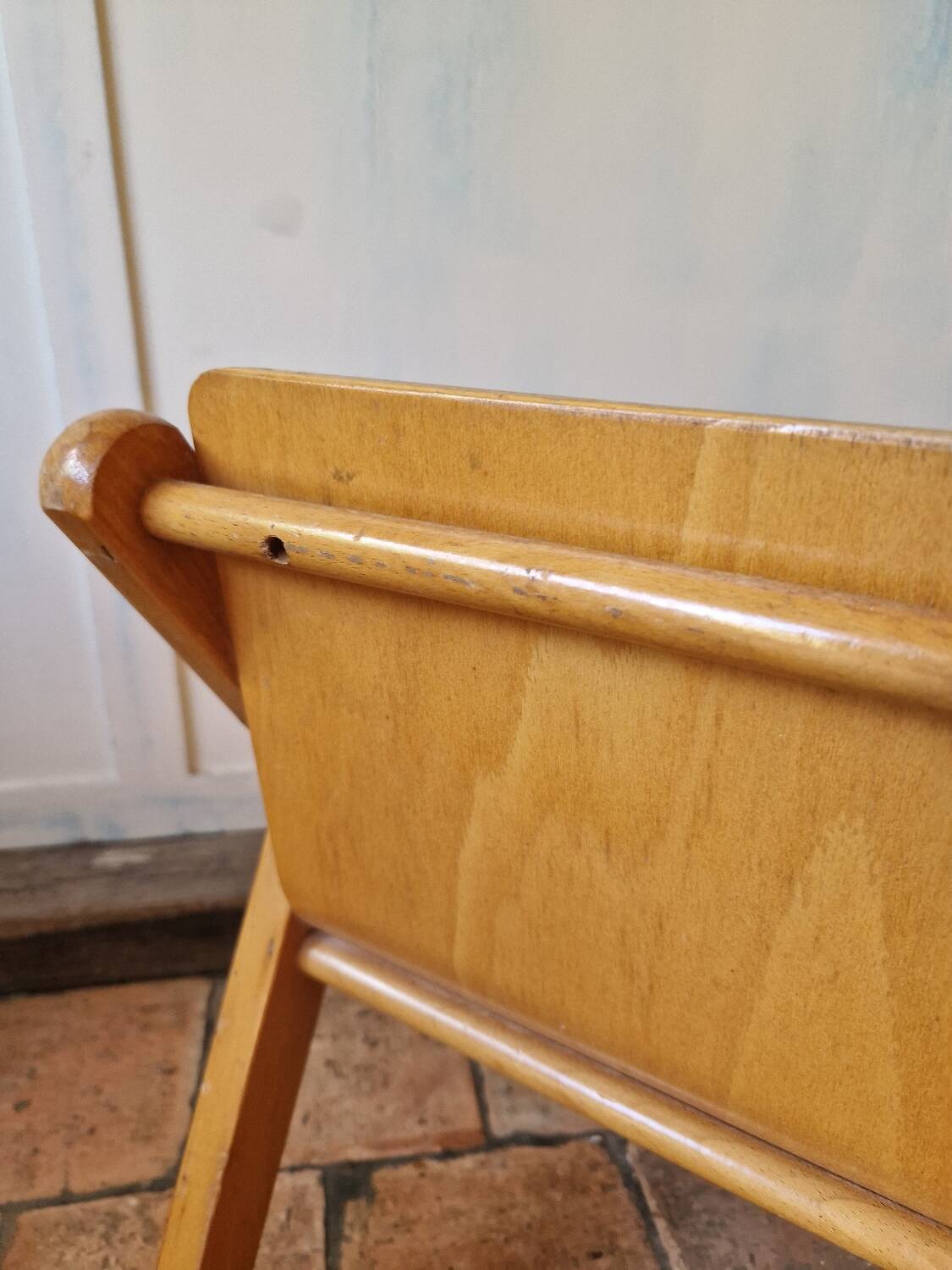Children's chair in molded plywood from the 60s
