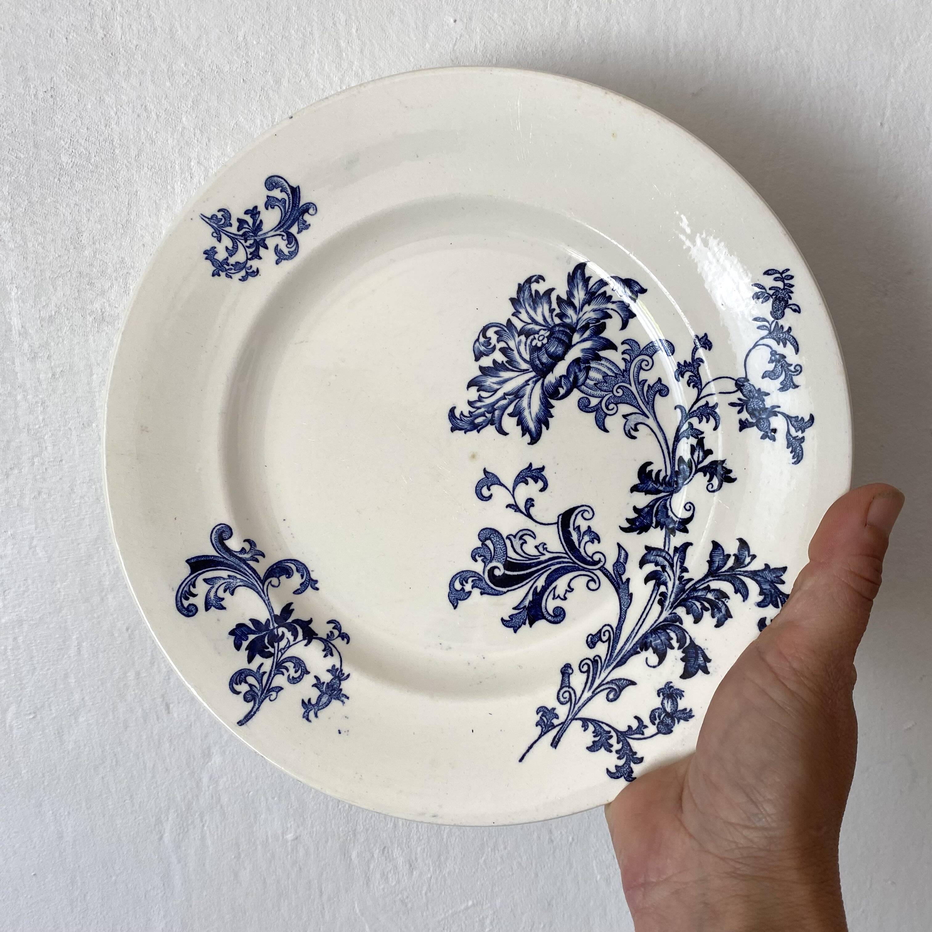 Sarreguemines ironstone flat plates, Damascus model