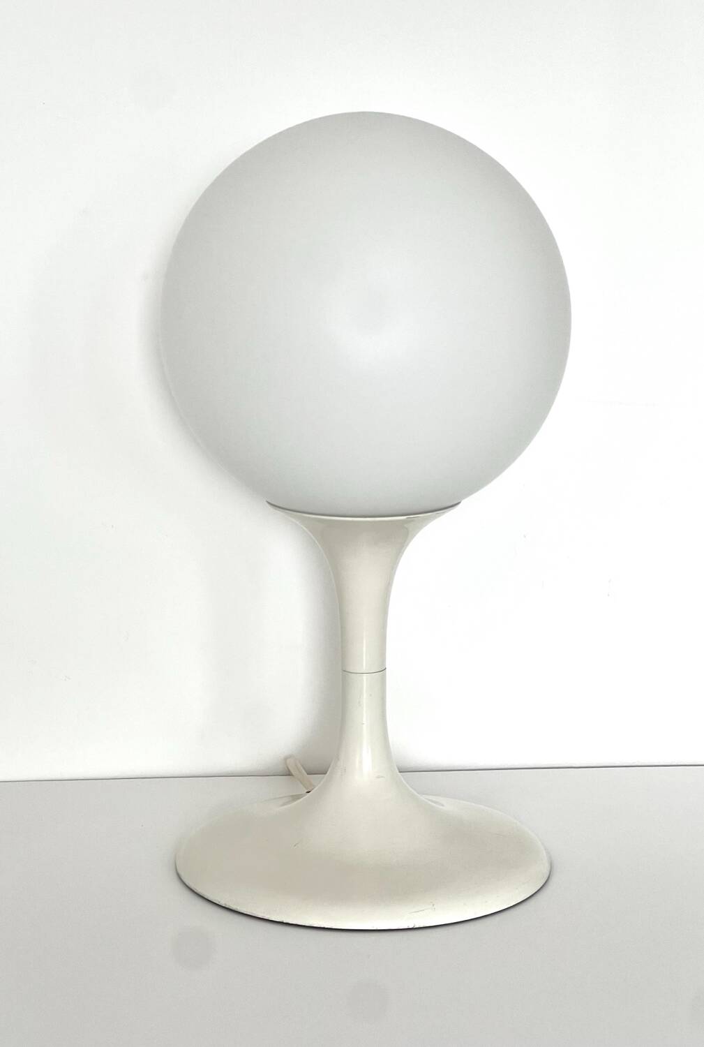 Mushroom lamp 1960 design Max Bill for TEMDE