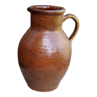 Glazed terracotta jug