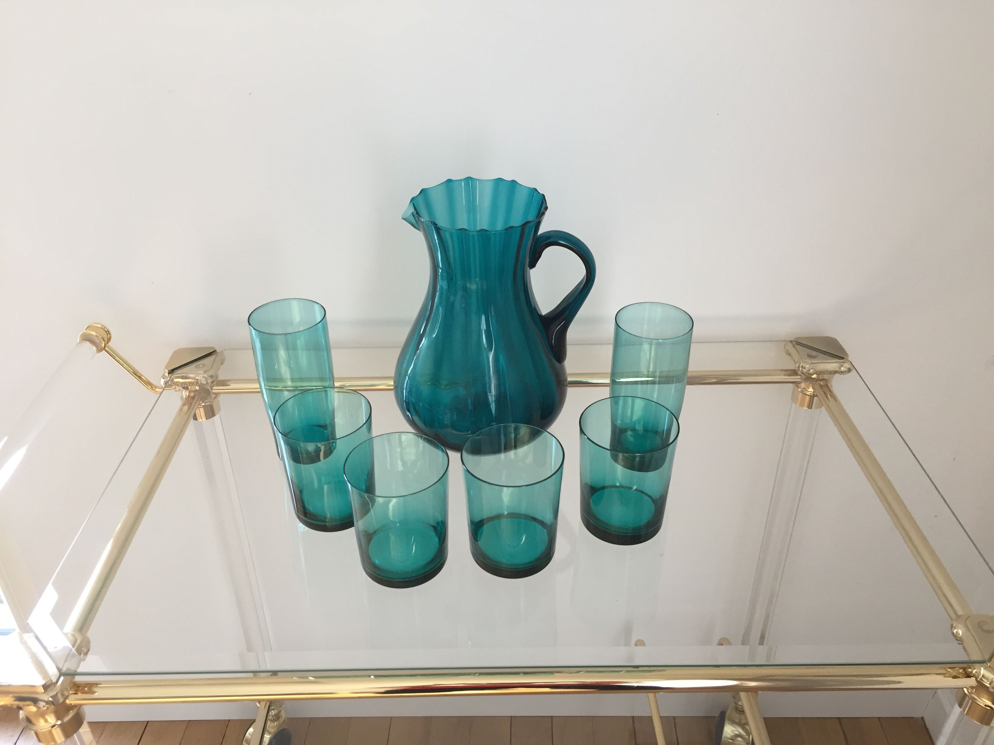 Orangeade  serving pitcher and 6 glasses 60